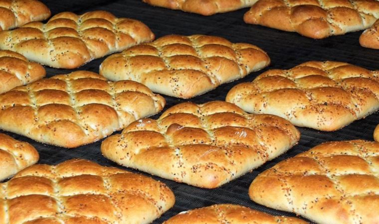 İmamoğlu duyurdu: Halk Ekmek'te pidenin fiyatı belli oldu